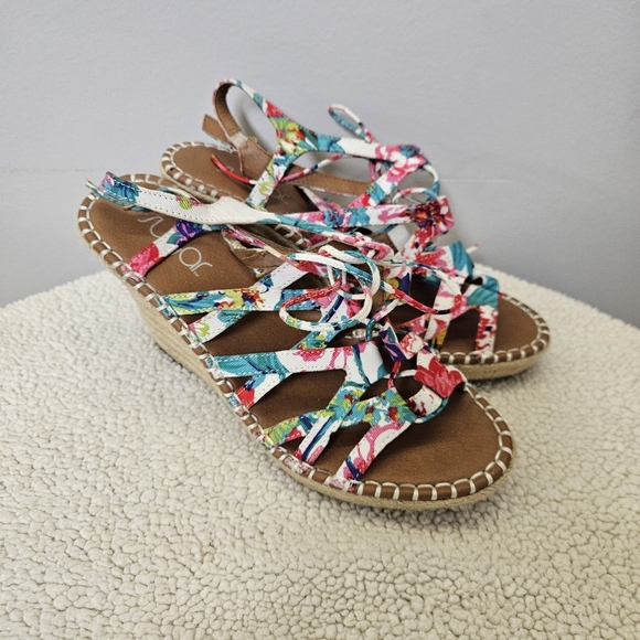 Sugar Colorful Strappy Wedge Sandals Size 8.5 - Picture 9 of 16